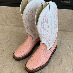 Women’s 6.5 Durango boots